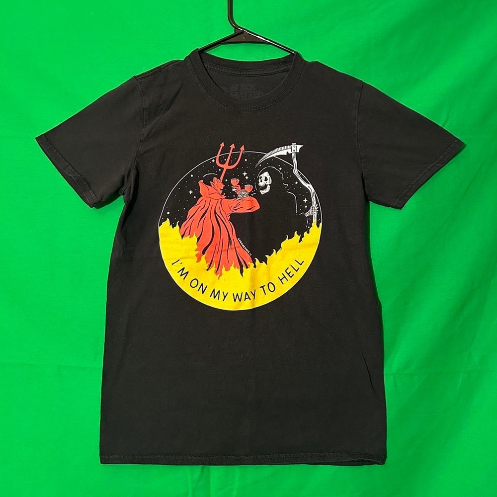 Graphic T - Shirt Size M